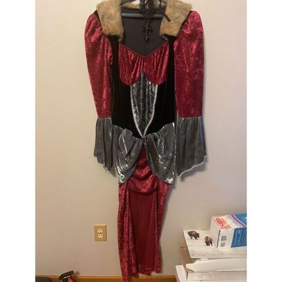 Vampire Costume (SZ L) - Picture 1 of 4